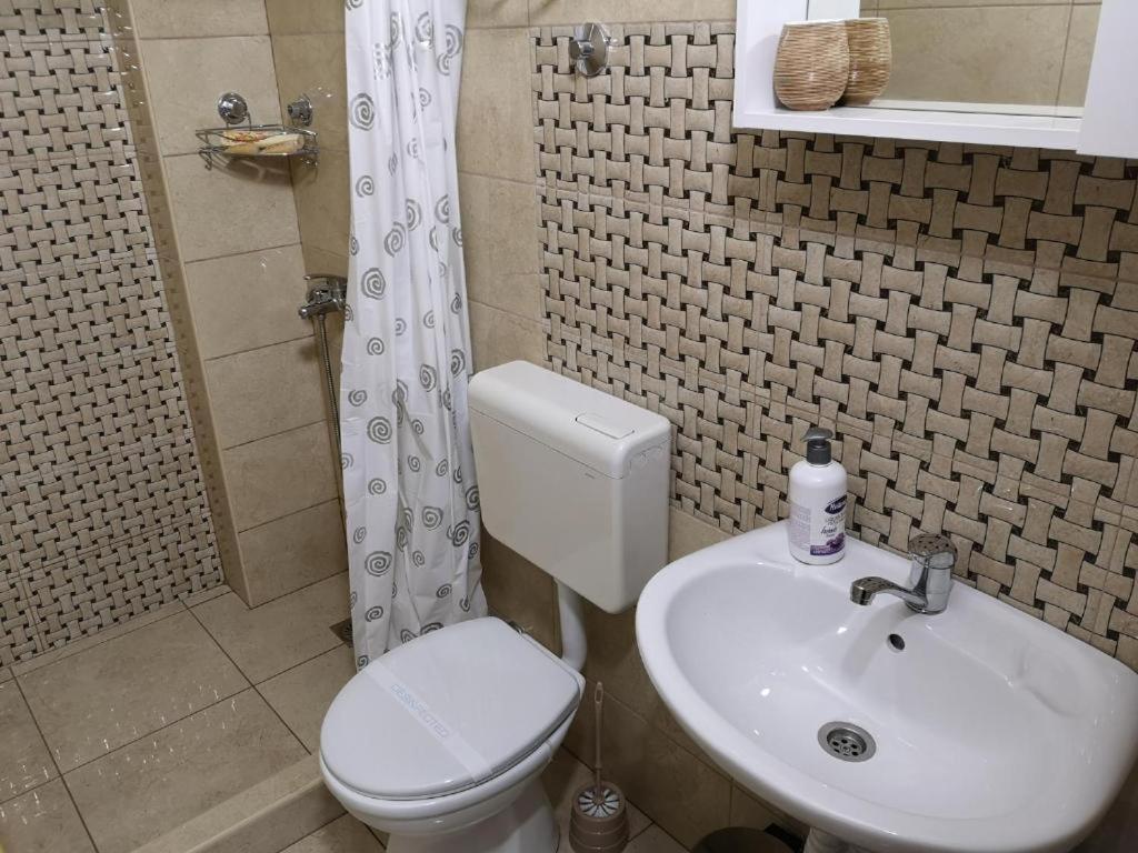 Berin Apartments Улцинь Экстерьер фото